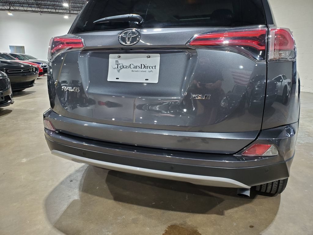 Used 2018 Toyota RAV4 XLE FWD image 44