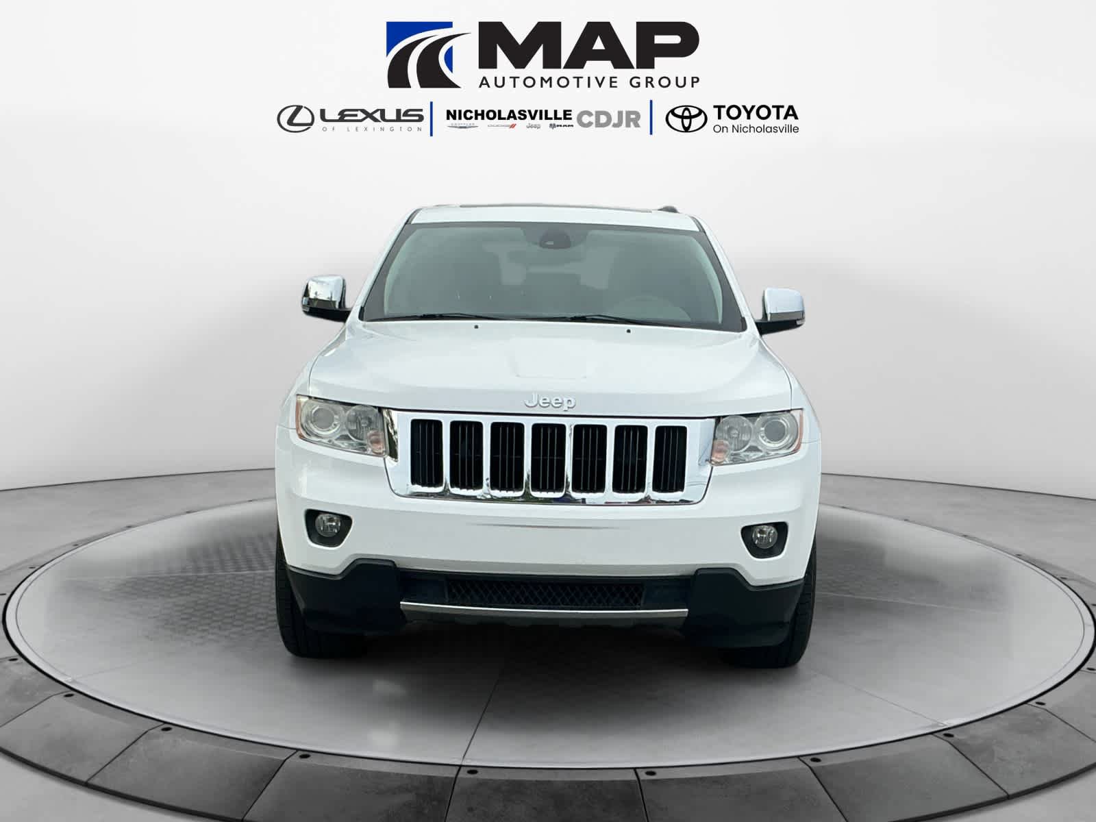 Used 2013 Jeep Grand Cherokee Limited RWD image 8