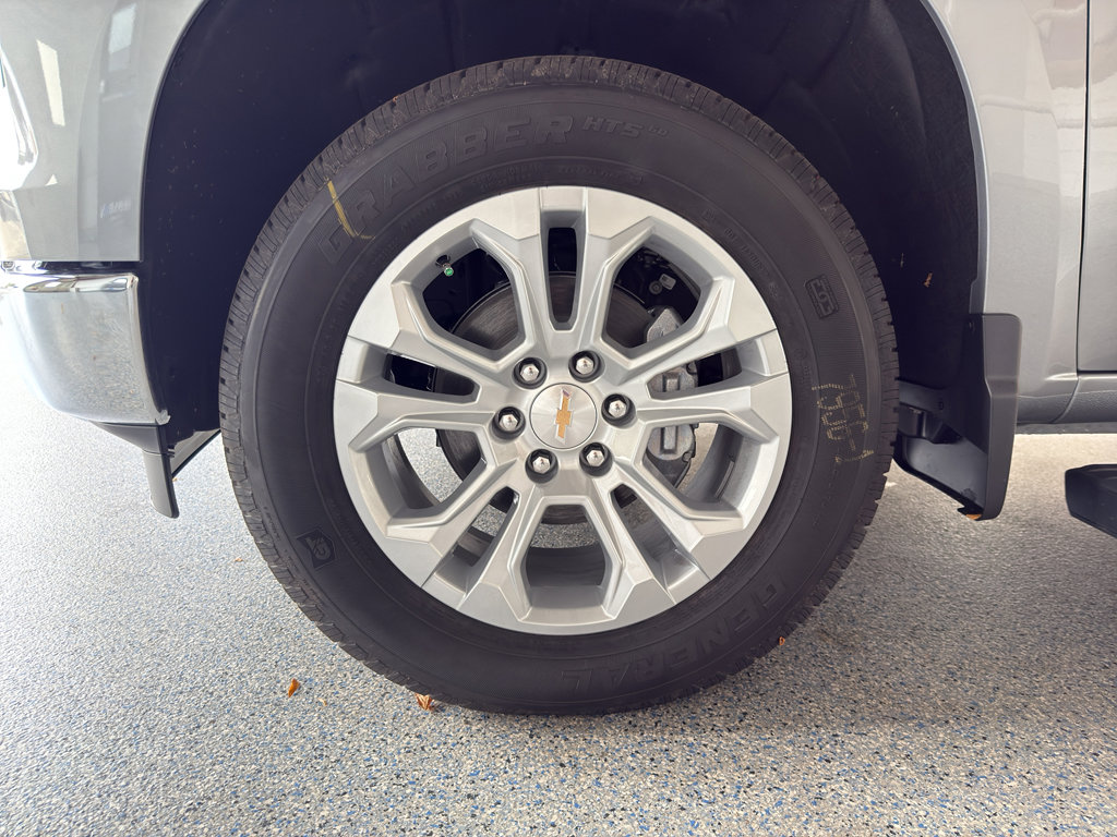 New 2026 Chevrolet Silverado 1500 LTZ w/ LTZ Convenience Package II image 32