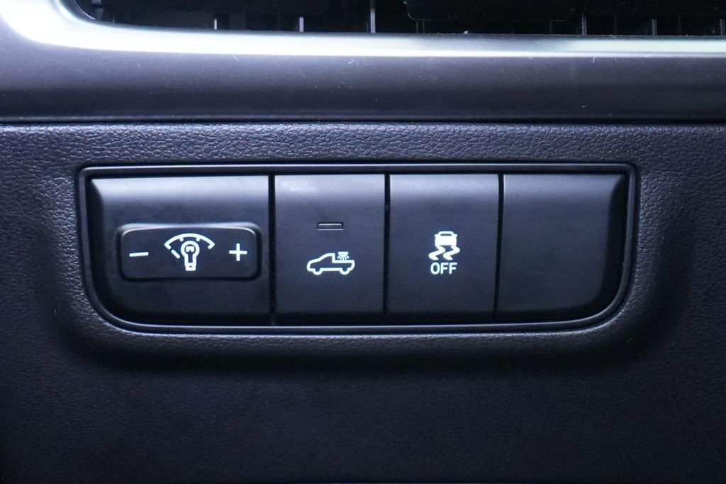 Used 2025 Hyundai Santa Cruz SEL image 37