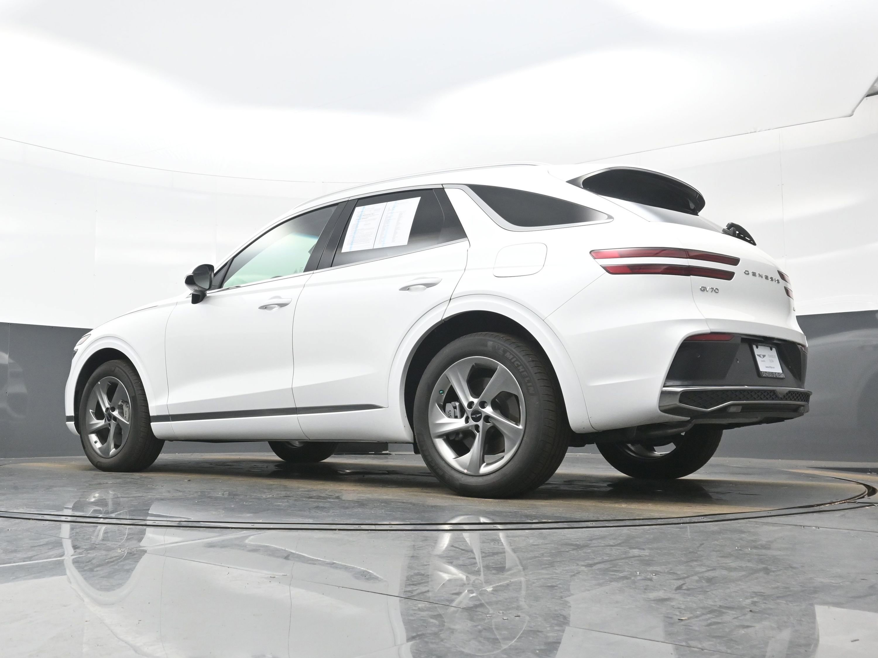 Certified 2026 Genesis GV70 2.5T image 30