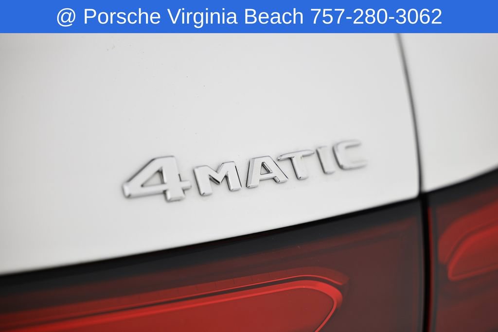 Used 2025 Mercedes-Benz GLC 300 4MATIC image 16