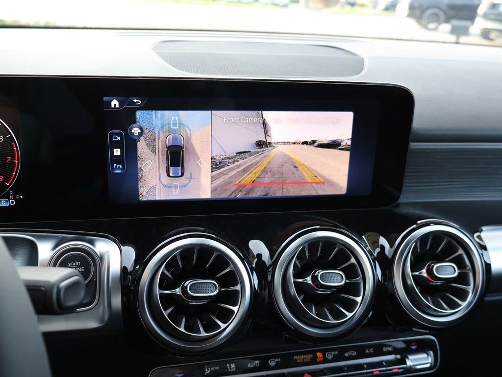 New 2026 Mercedes-Benz GLB 250 4MATIC image 25