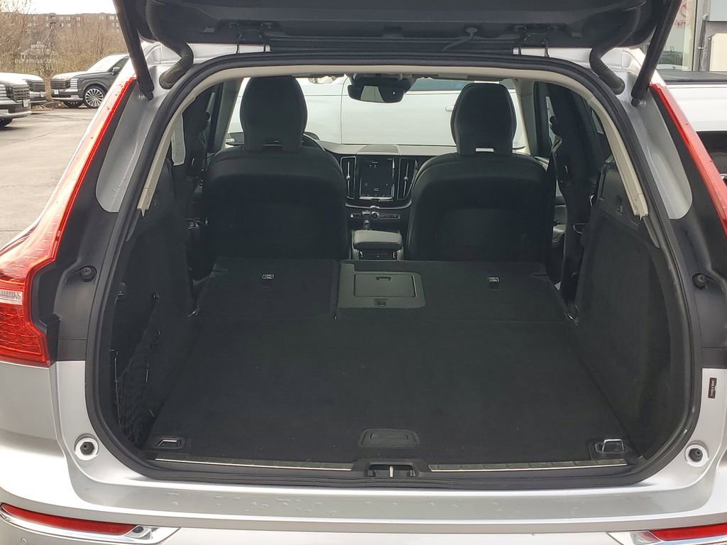 Used 2020 Volvo XC60 T5 Inscription image 28