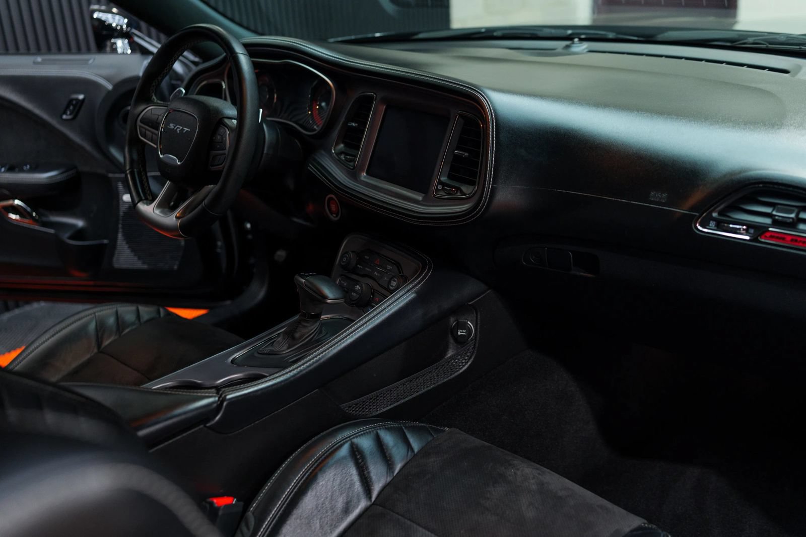 Used 2023 Dodge Challenger SRT Hellcat w/ Driver Convenience Group RWD image 37