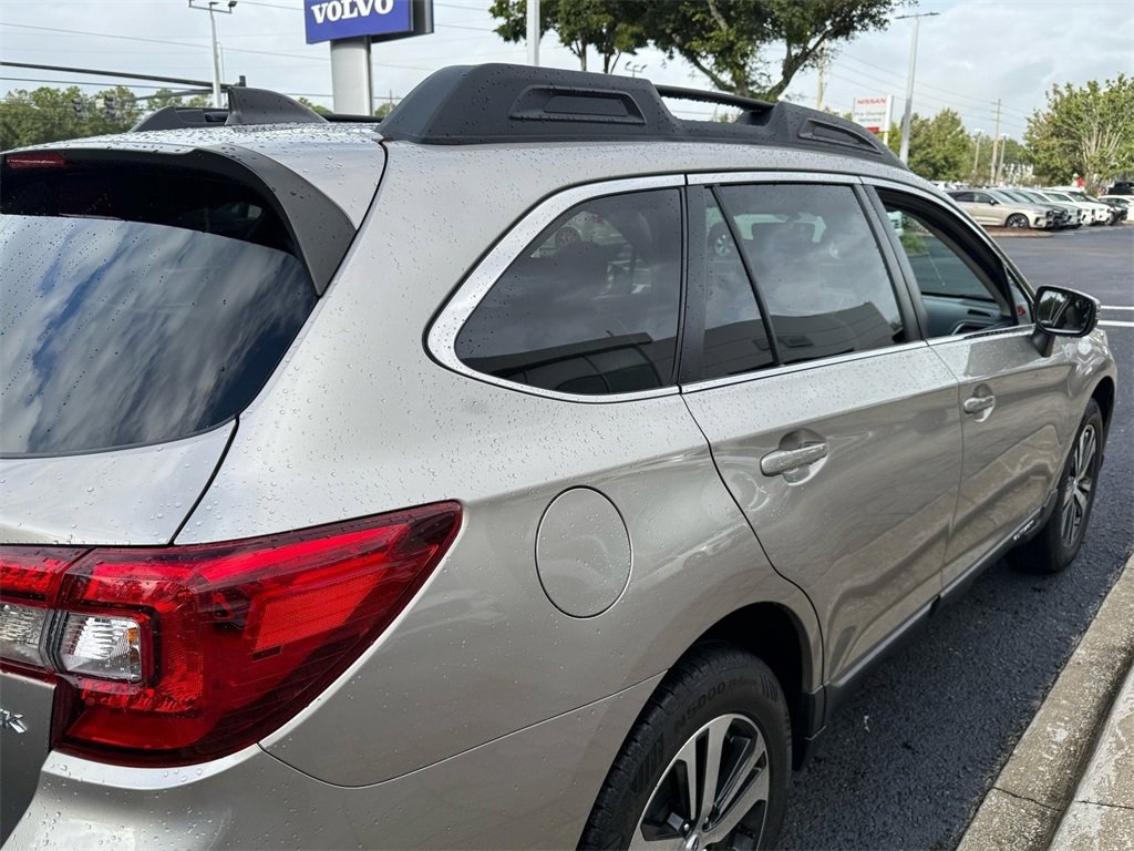 Used 2019 Subaru Outback 2.5i Limited image 15