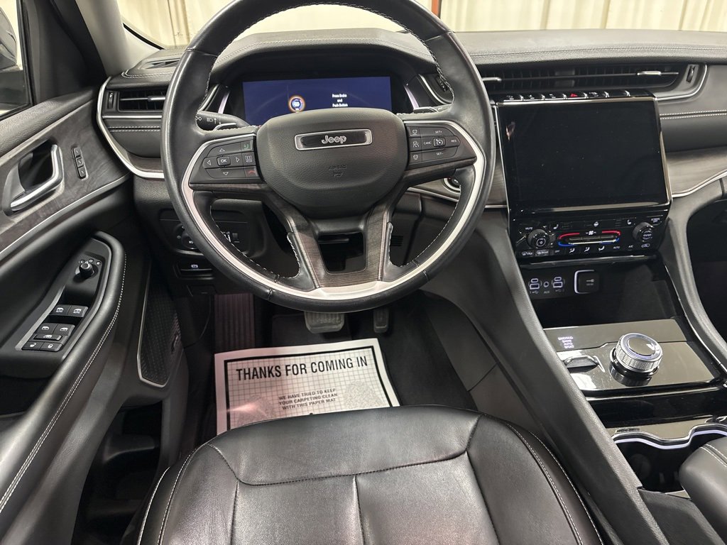 Used 2022 Jeep Grand Cherokee L Limited image 22