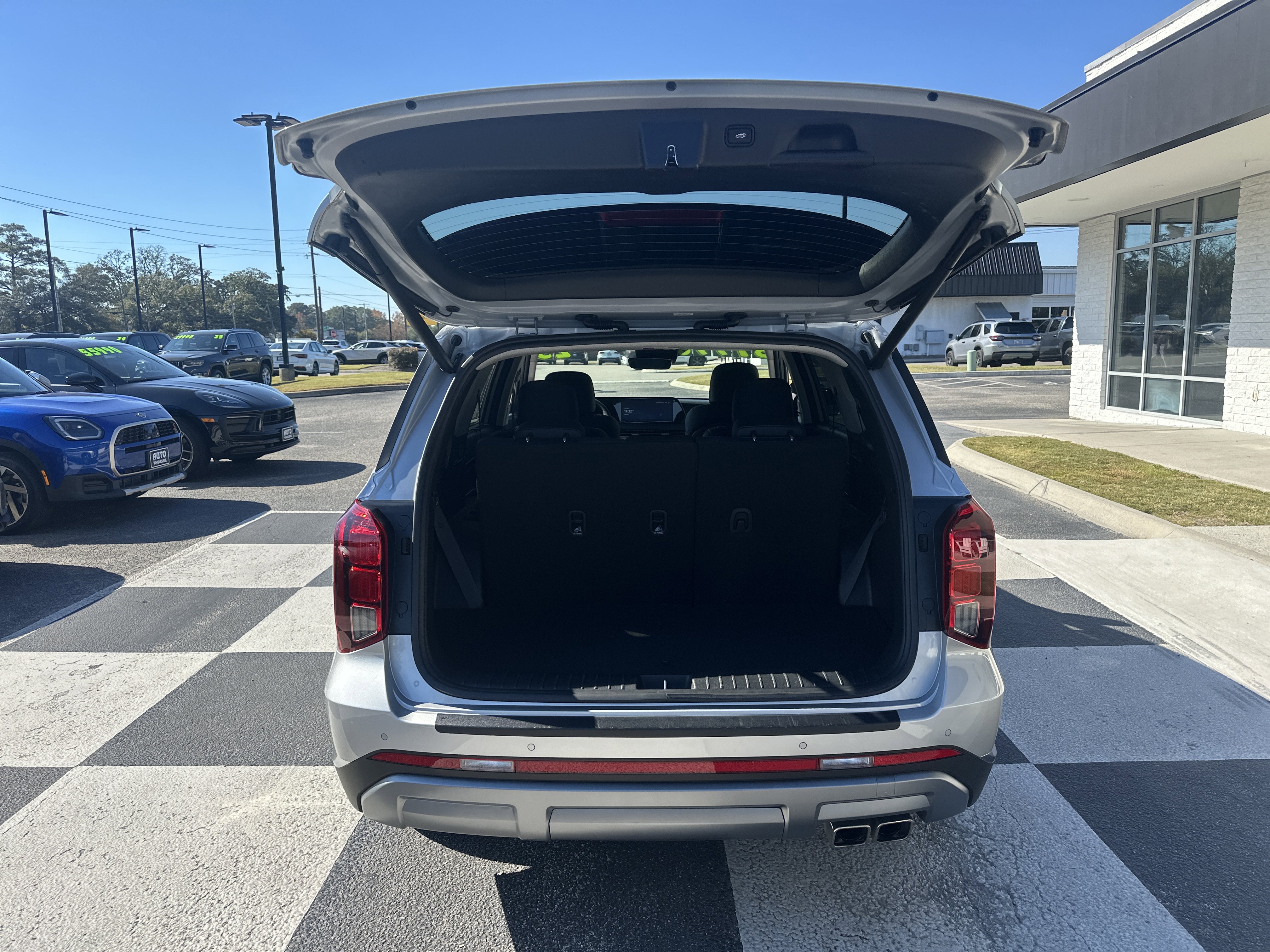 Used 2025 Hyundai Palisade Limited image 5