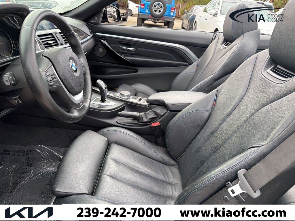 Used 2020 BMW 440i xDrive Convertible w/ M Sport Package image 4