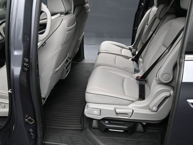 Used 2024 Honda Odyssey Elite image 17