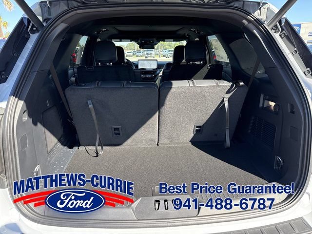 New 2026 Ford Explorer ST-Line w/ ST-Line Street Pack AWD/4WD image 14