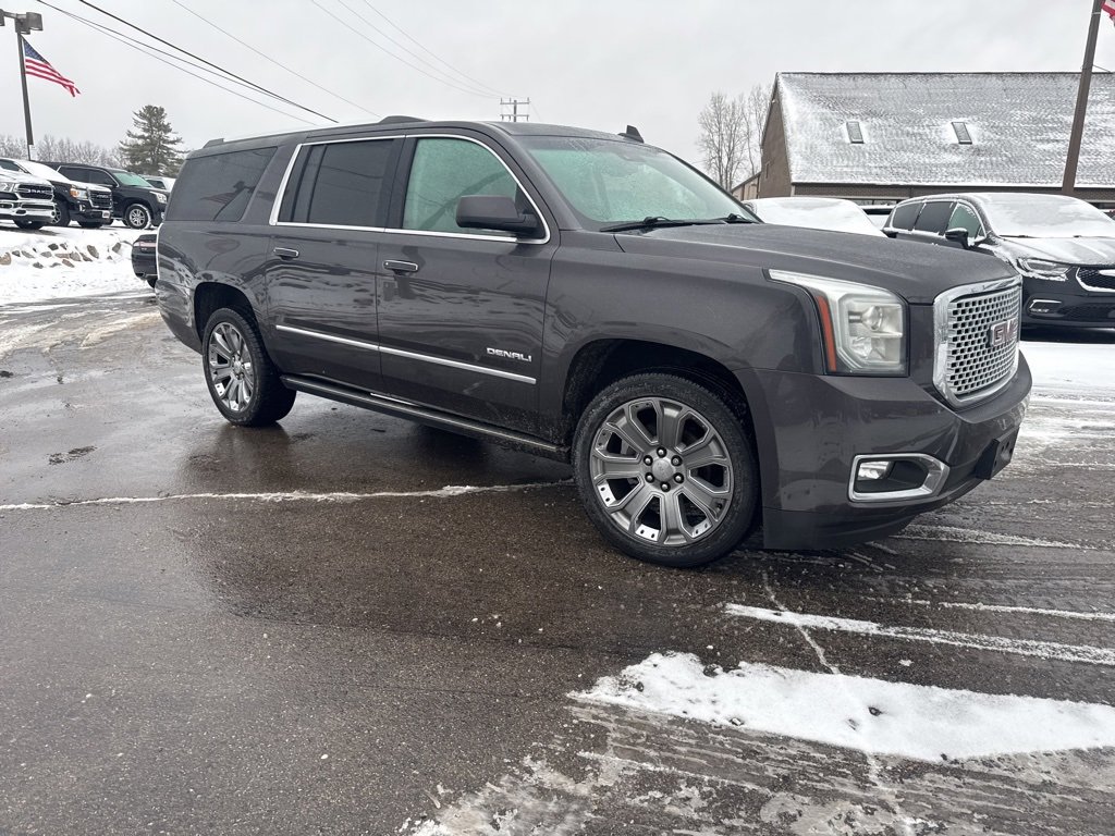 Used 2015 GMC Yukon XL Denali w/ Premium Package image 6