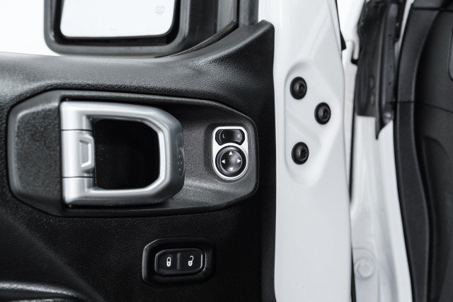 Used 2019 Jeep Wrangler Sport AWD/4WD image 35