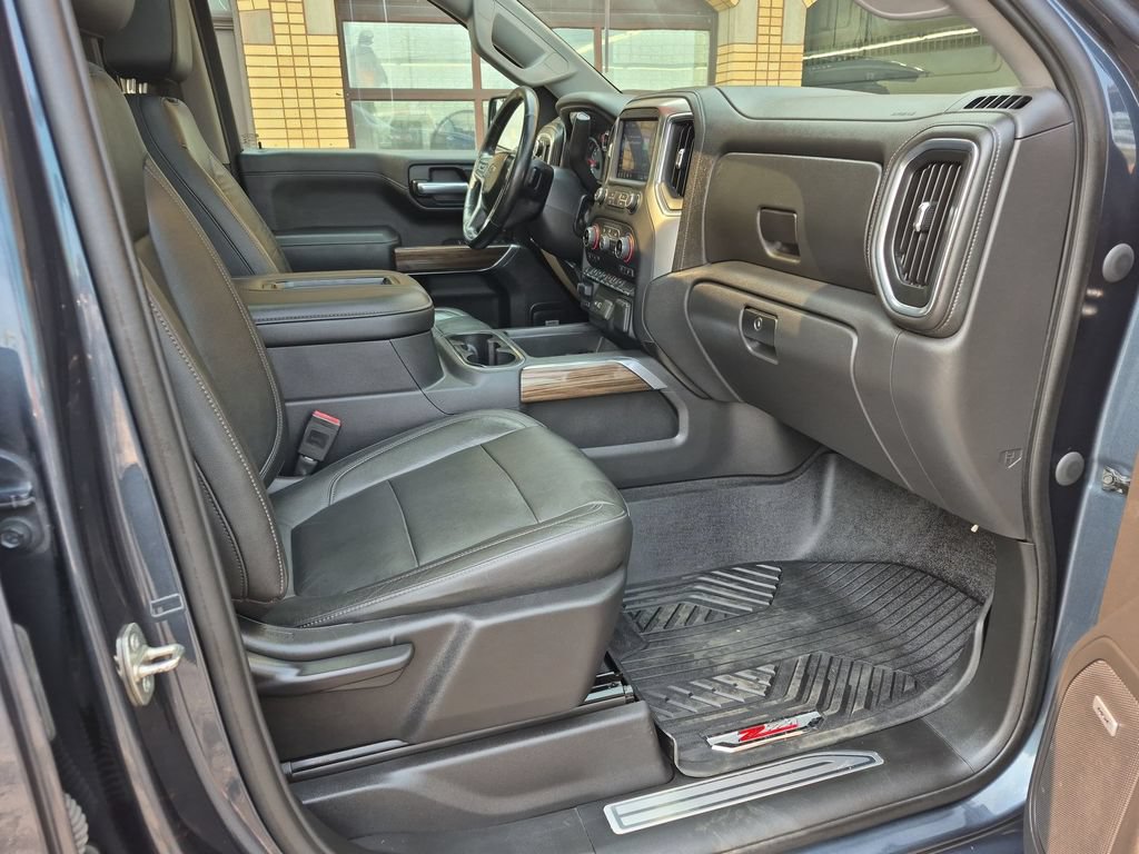 Used 2020 Chevrolet Silverado 1500 RST AWD/4WD image 34