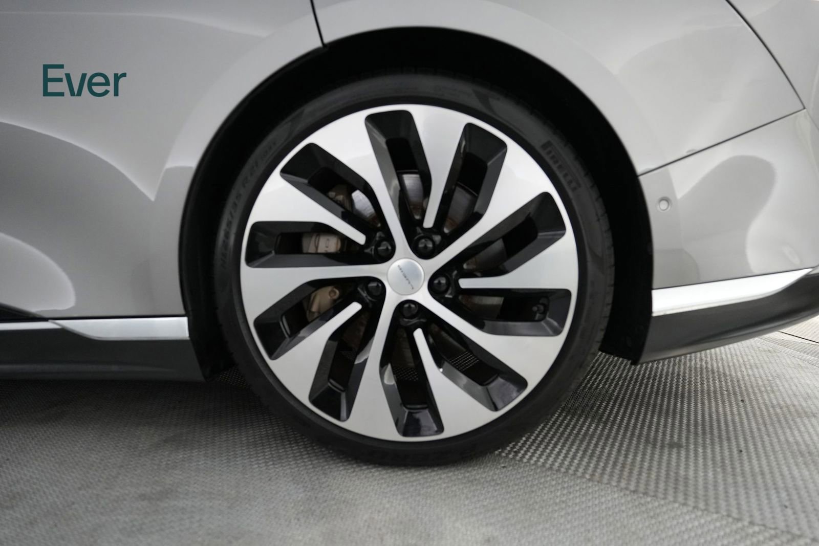 Used 2023 Lucid Air Grand Touring image 9