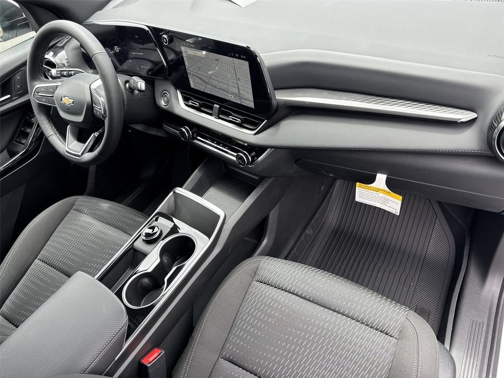 New 2026 Chevrolet Equinox LT w/ Safety and Technology Package FWD image 35
