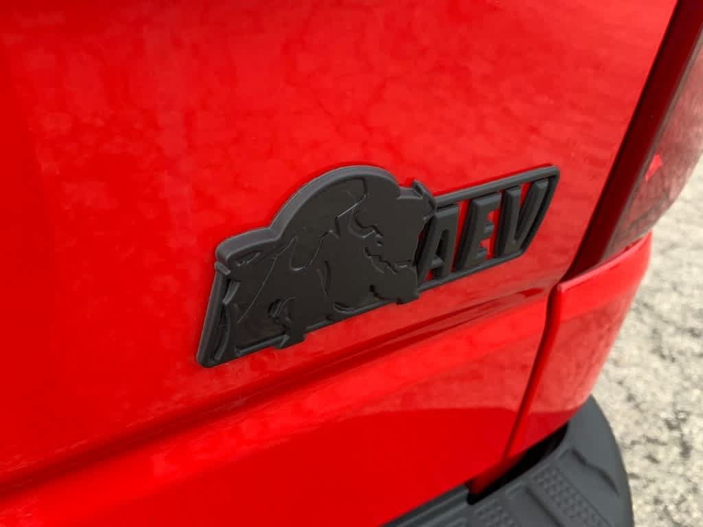 Used 2024 Chevrolet Silverado 1500 ZR2 w/ ZR2 Bison Edition AWD/4WD image 9