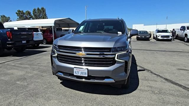 Used 2022 Chevrolet Tahoe LT w/ Luxury Package AWD/4WD image 3