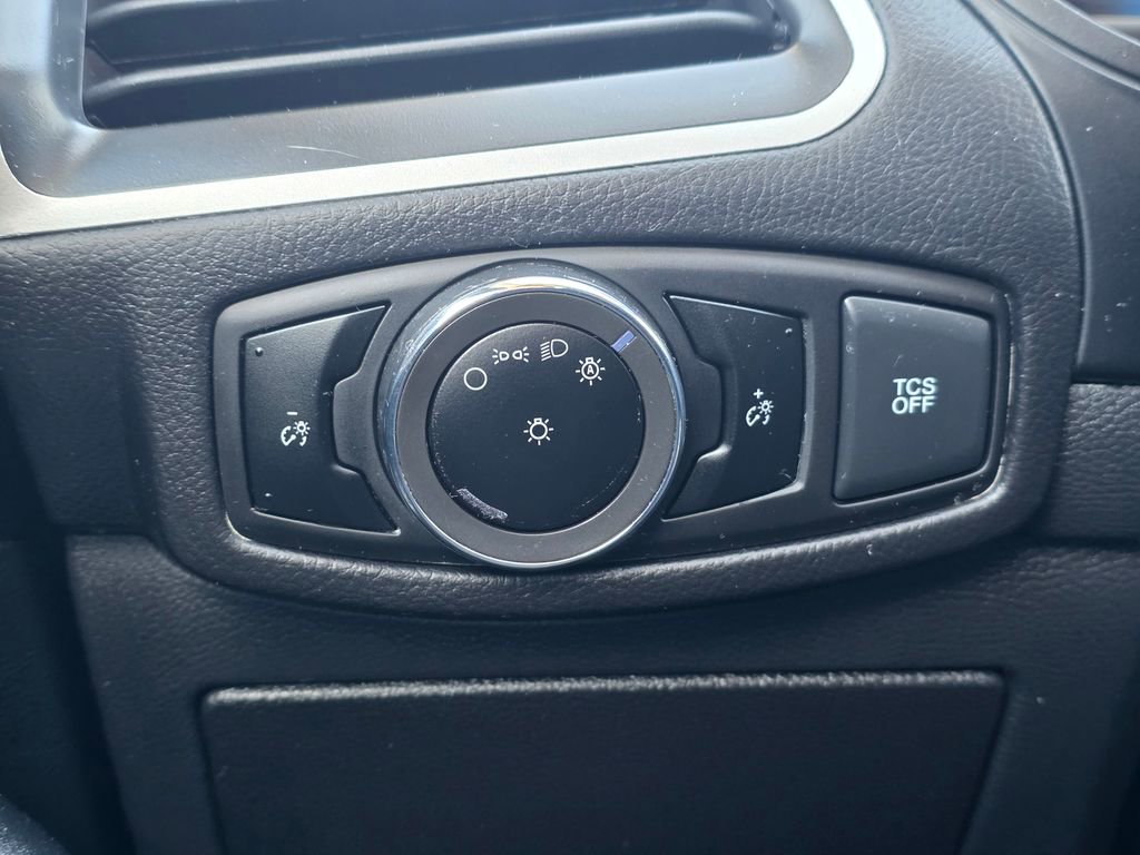 Used 2024 Ford Edge SEL AWD/4WD image 51
