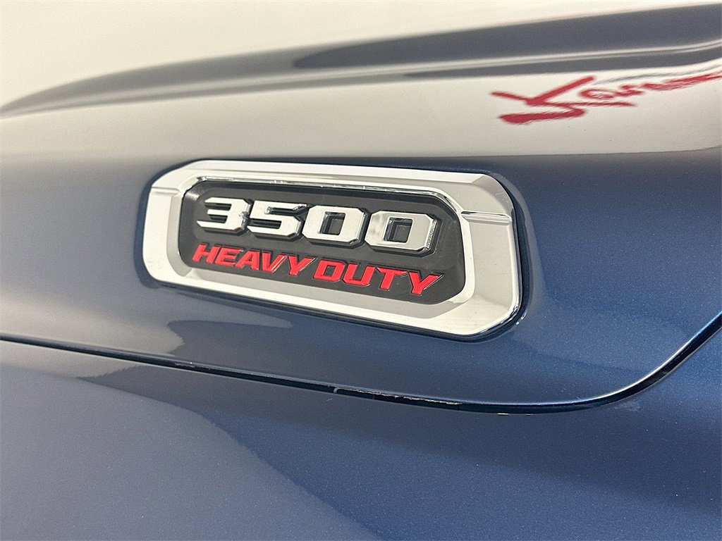 Used 2024 RAM 3500 Laramie image 28