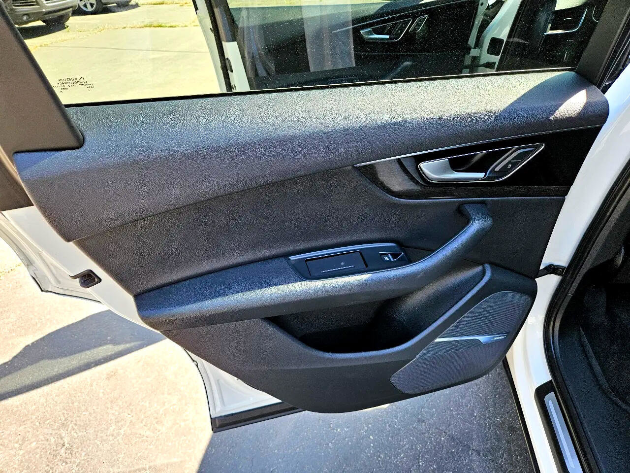 Used 2019 Audi Q7 3.0T Premium Plus image 23