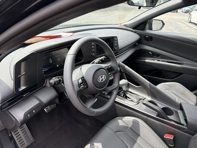 New 2026 Hyundai Elantra SEL Sport FWD image 19