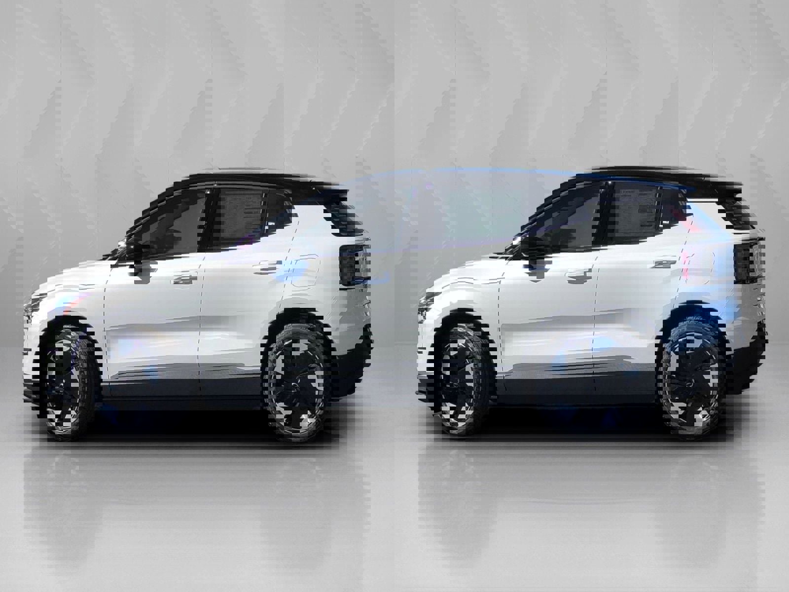 New 2026 Volvo EX30 Plus w/ Protection Package Premier image 3