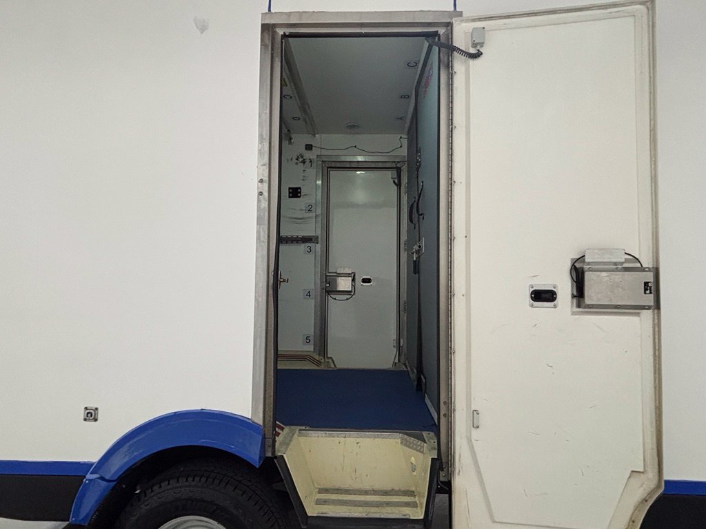 Used 2023 Ford E-350 and Econoline 350 Super Duty w/ Power Windows & Locks Group RWD image 44