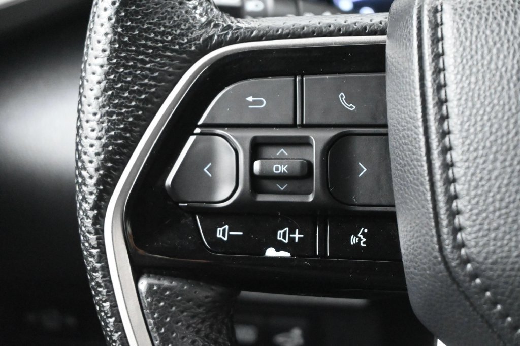 Used 2022 Toyota Tundra Limited AWD/4WD image 8