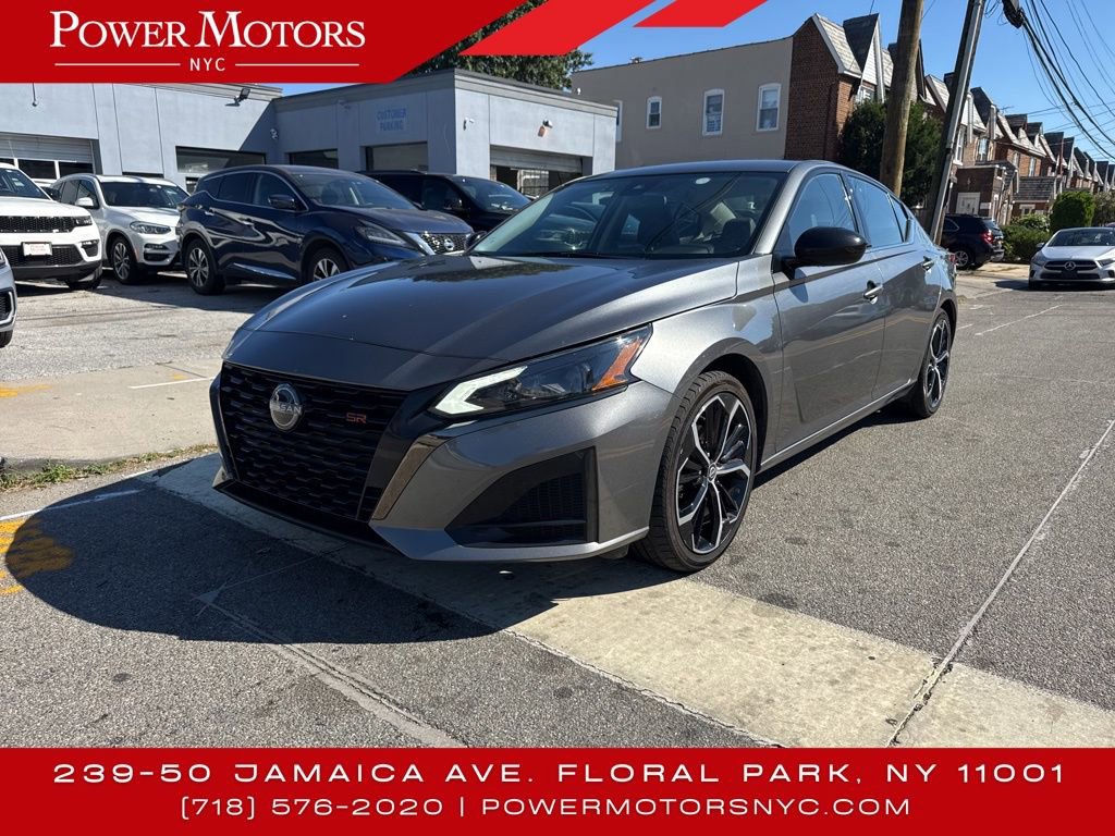 Used 2023 Nissan Altima 2.5 SR
