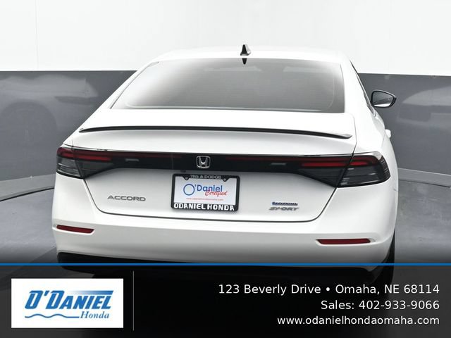 Used 2025 Honda Accord Sport image 5