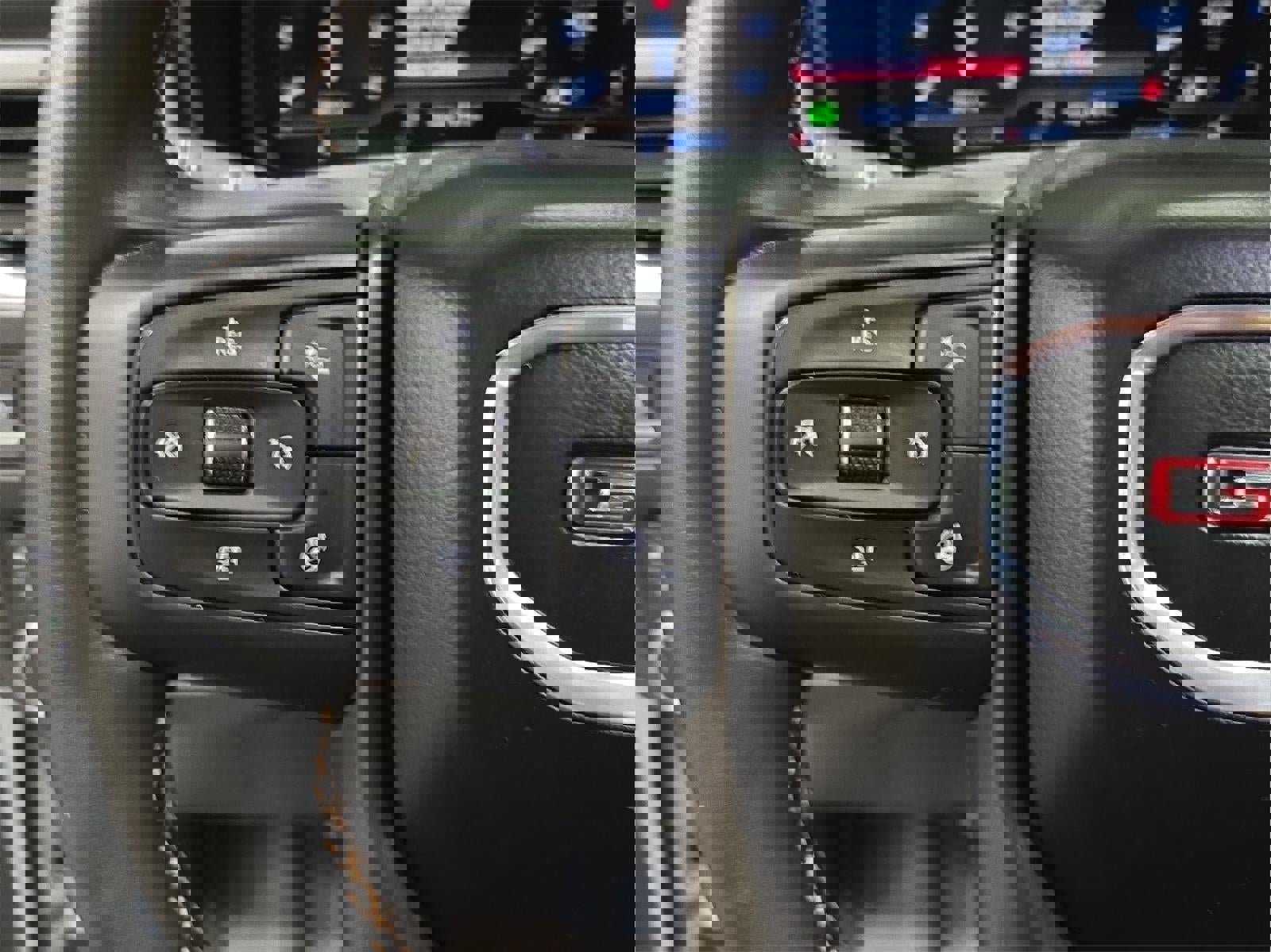 Used 2024 GMC Yukon XL AT4 w/ AT4 Premium Package image 12