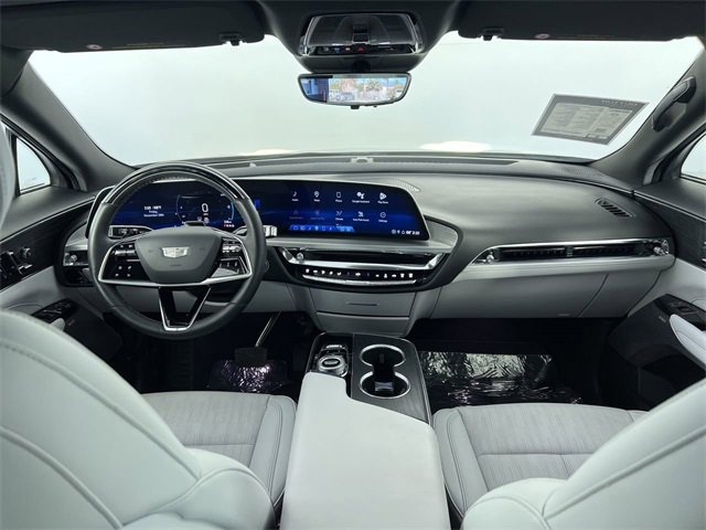 Used 2023 Cadillac Lyriq 2WD image 21