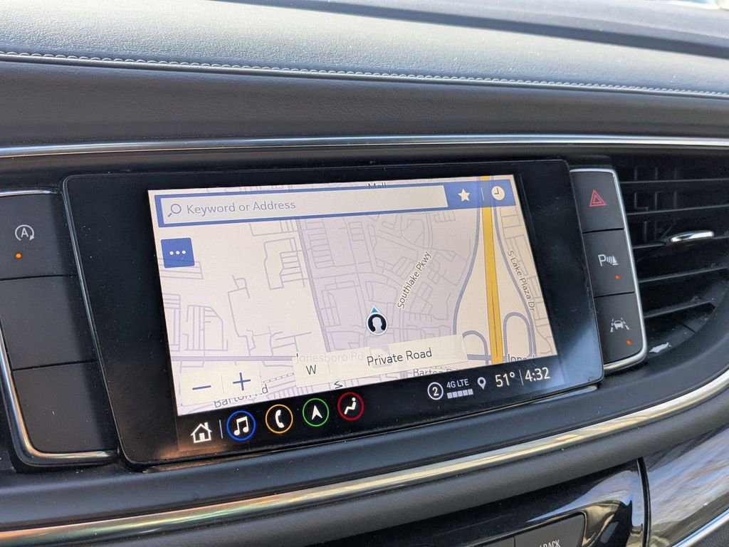 Used 2024 Buick Enclave Premium image 17