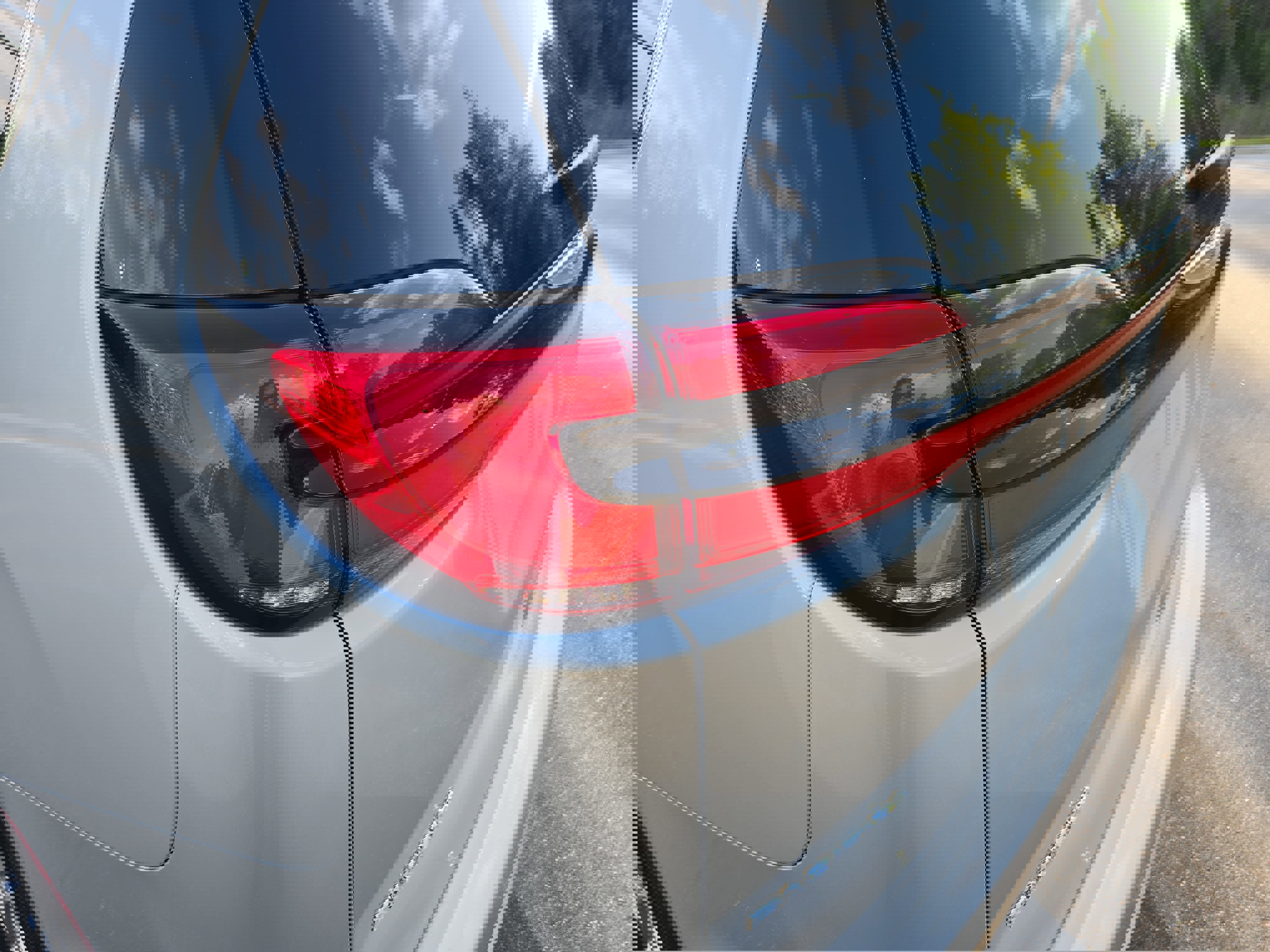 Used 2024 Chrysler Pacifica Touring-L image 36