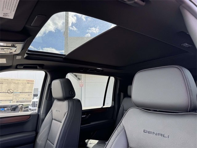 New 2026 GMC Yukon XL Denali image 7