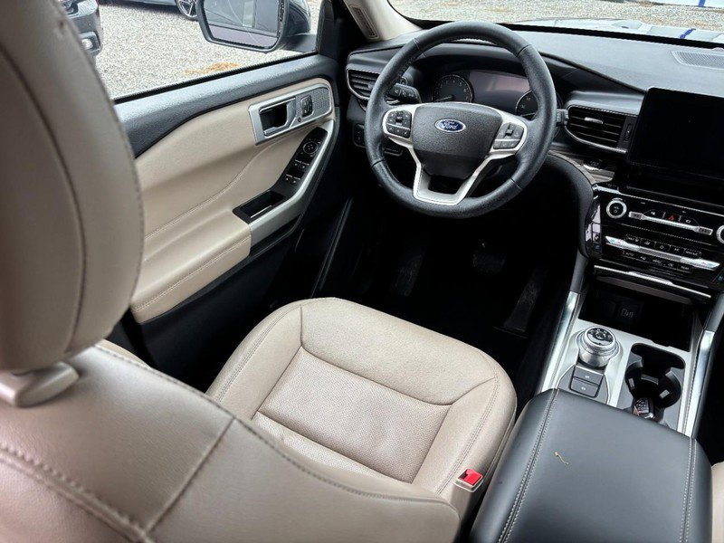 Used 2022 Ford Explorer Limited w/ Hybrid Equipment Group 310A image 14