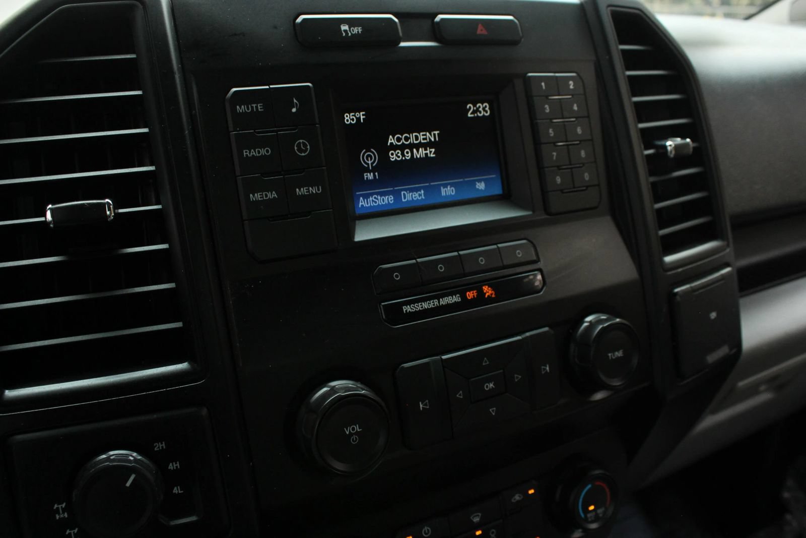 Used 2015 Ford F150 XL w/ XL Power Equipment Group AWD/4WD image 24