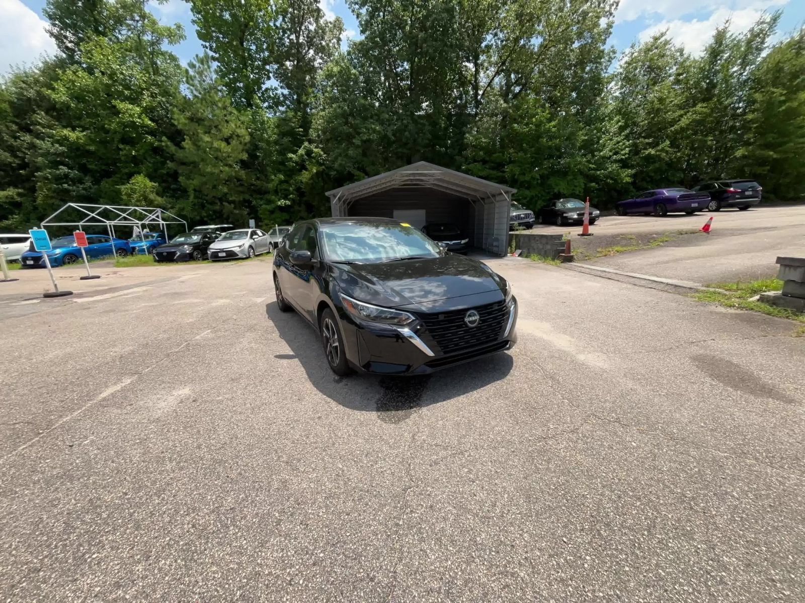Used 2025 Nissan Sentra SV FWD image 15
