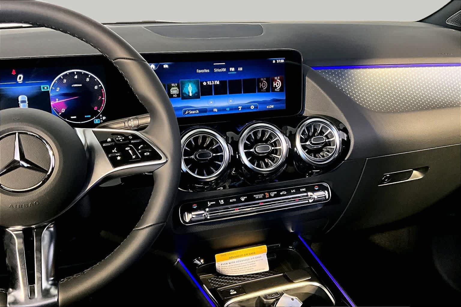 New 2026 Mercedes-Benz GLA 250 4MATIC image 8