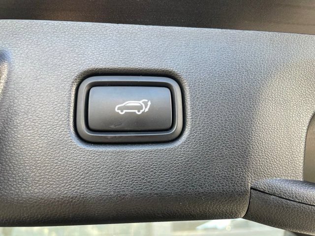 Used 2023 Hyundai Tucson Limited AWD/4WD image 22