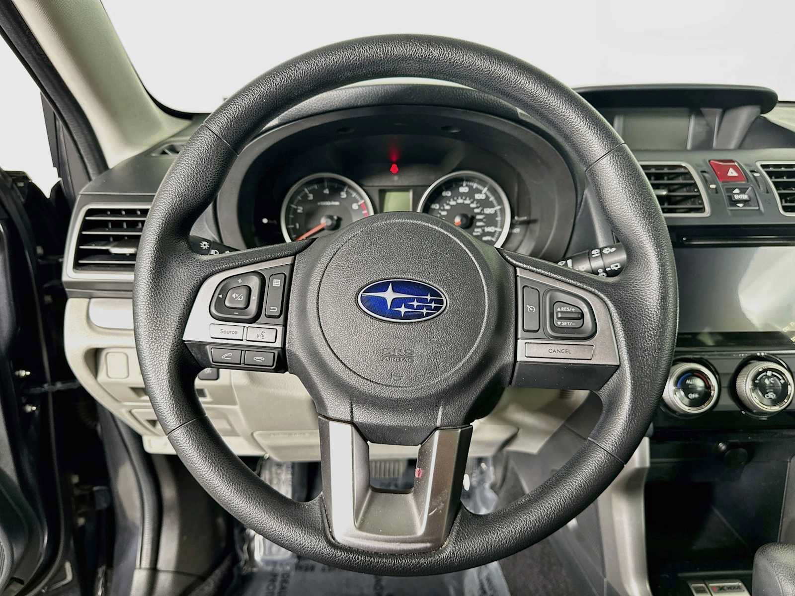 Used 2017 Subaru Forester 2.5i Premium AWD/4WD image 11