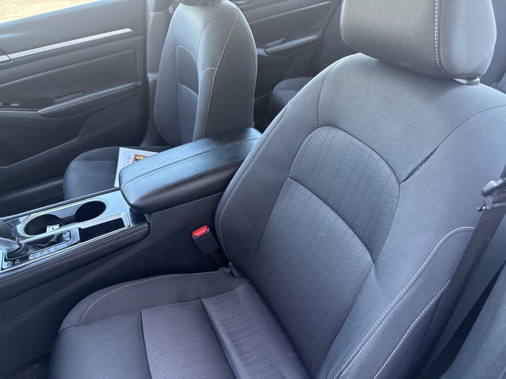 Used 2023 Nissan Altima 2.5 SV image 13