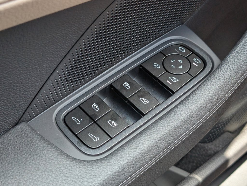 New 2026 Porsche Panamera 4 AWD/4WD image 28