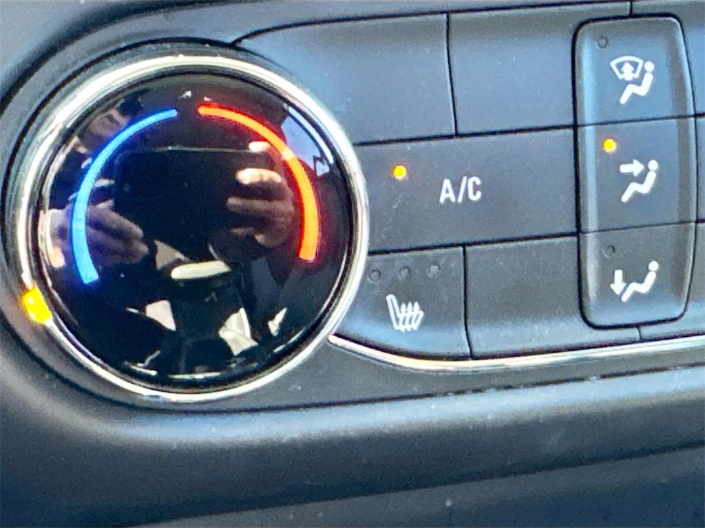 Used 2023 Chevrolet TrailBlazer LT image 19