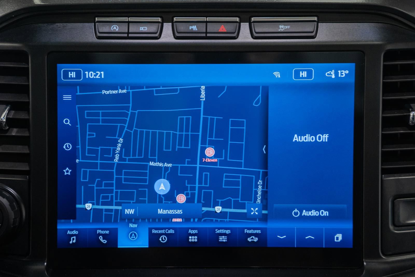 Used 2023 Ford F150 Lariat w/ Equipment Group 502A High image 31