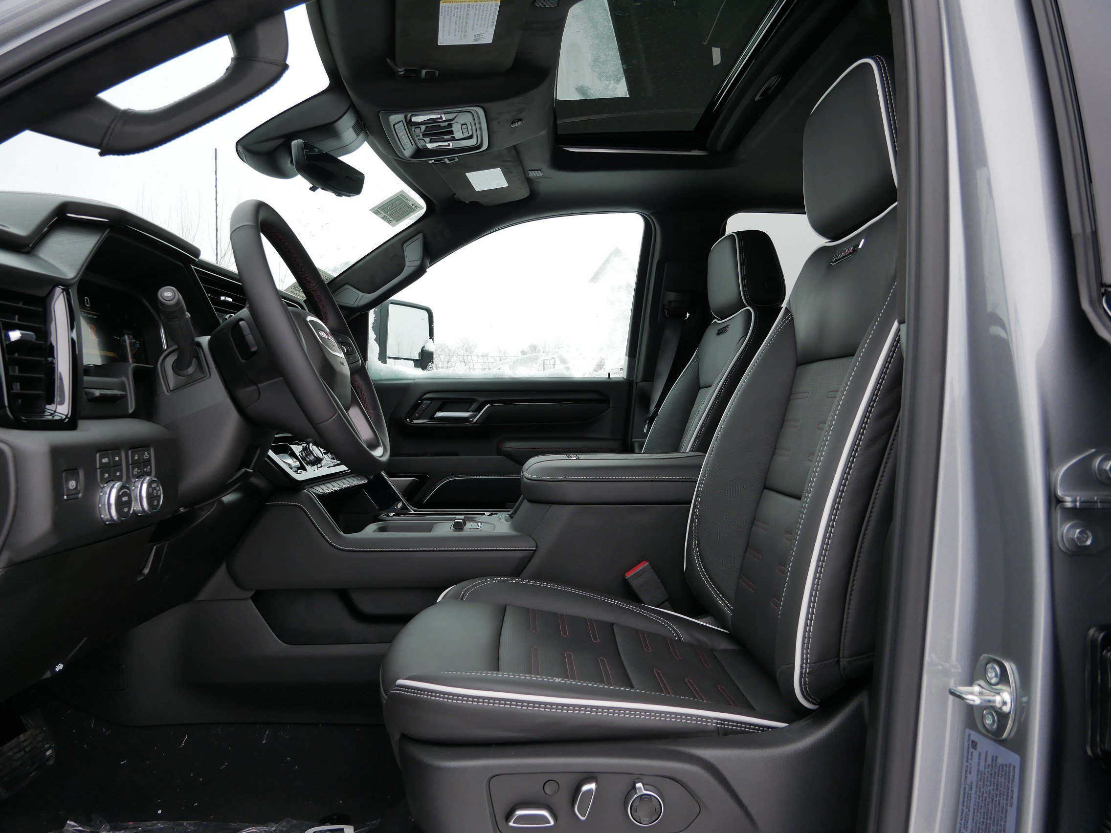 New 2026 GMC Sierra 2500 AT4X image 11