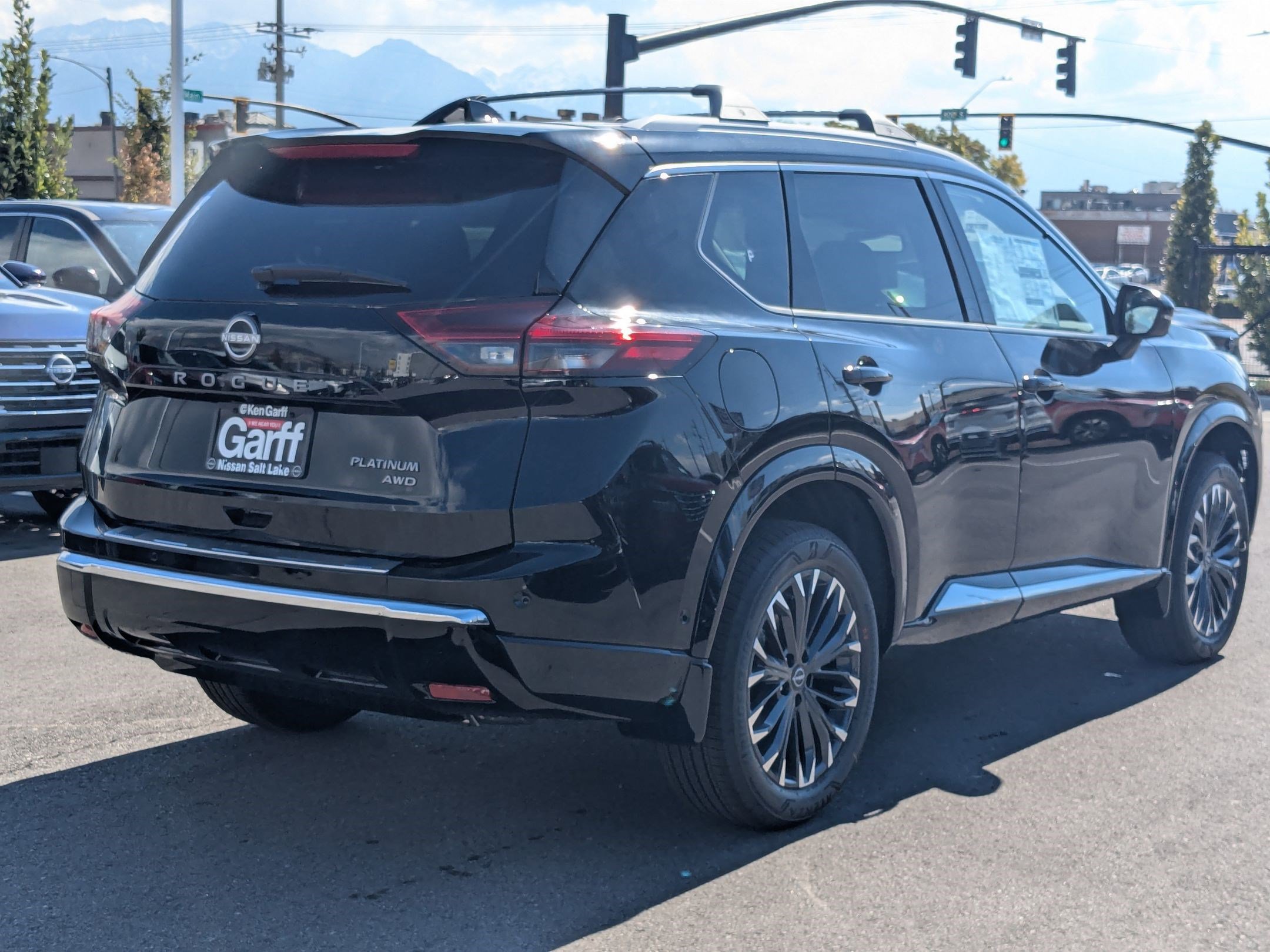 New 2026 Nissan Rogue Platinum image 3