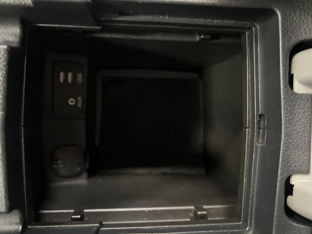 Used 2017 Subaru Forester 2.5i Limited w/ Protection Package #2 image 29