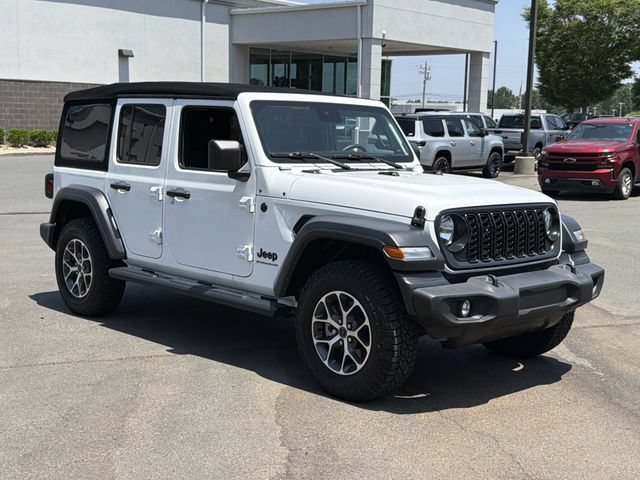 Used 2024 Jeep Wrangler Unlimited Sport AWD/4WD image 14